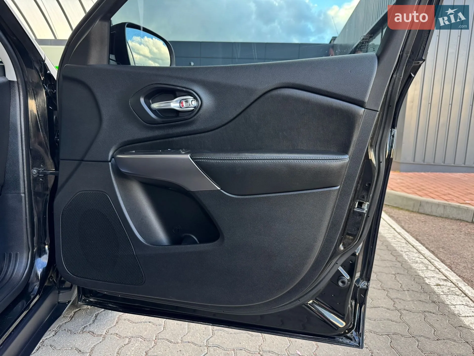 2020 Jeep Cherokee - мініатюра 65