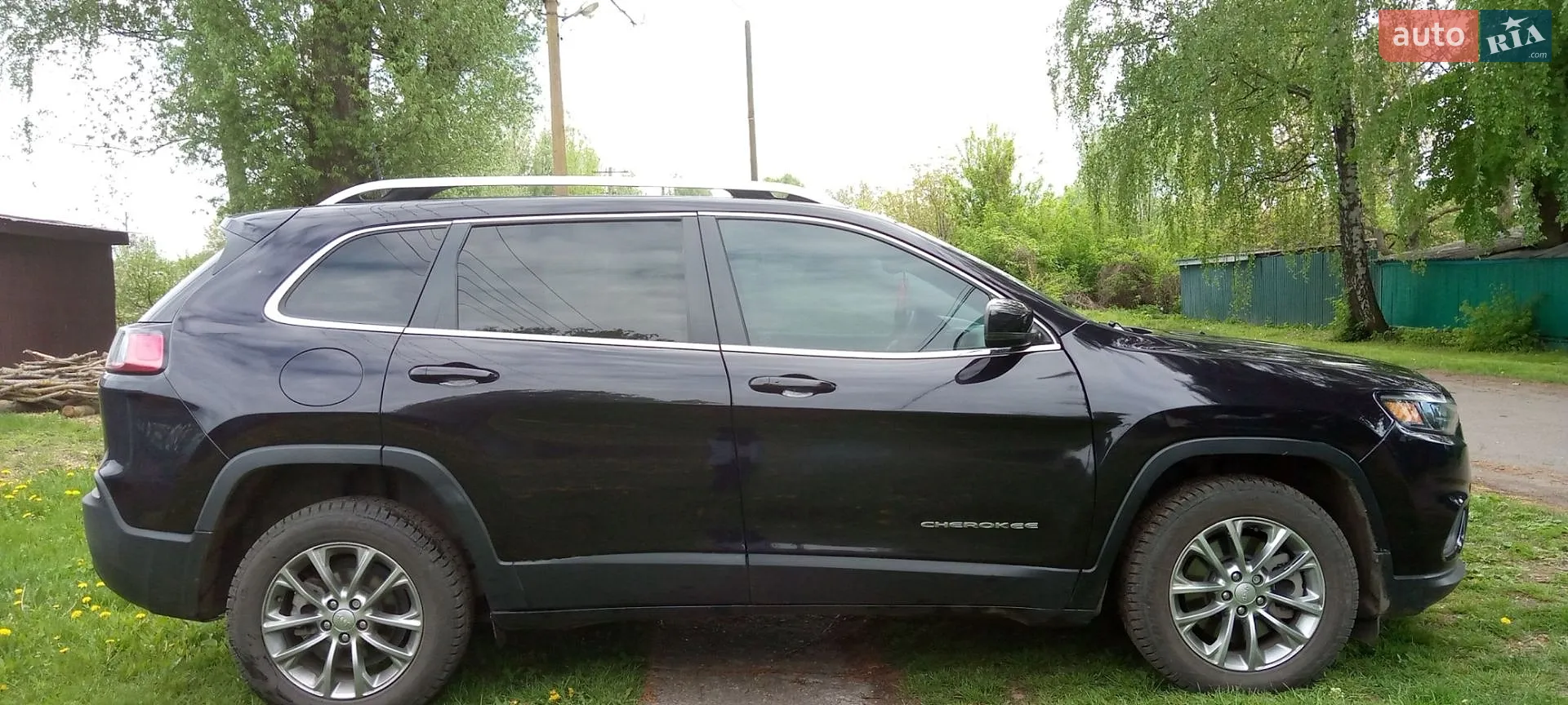 2021 Jeep Cherokee - мініатюра 3
