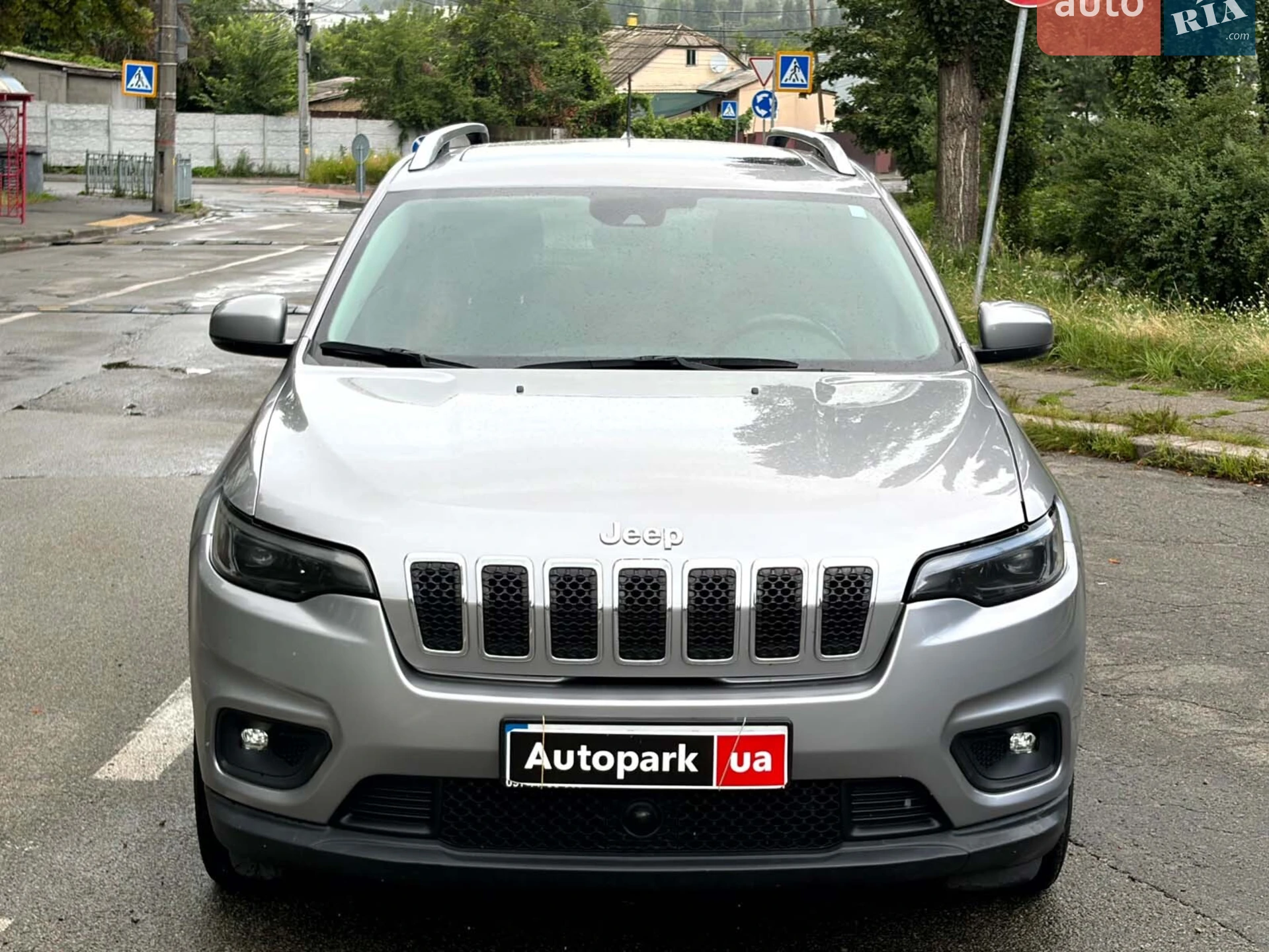 2020 Jeep Cherokee - мініатюра 2