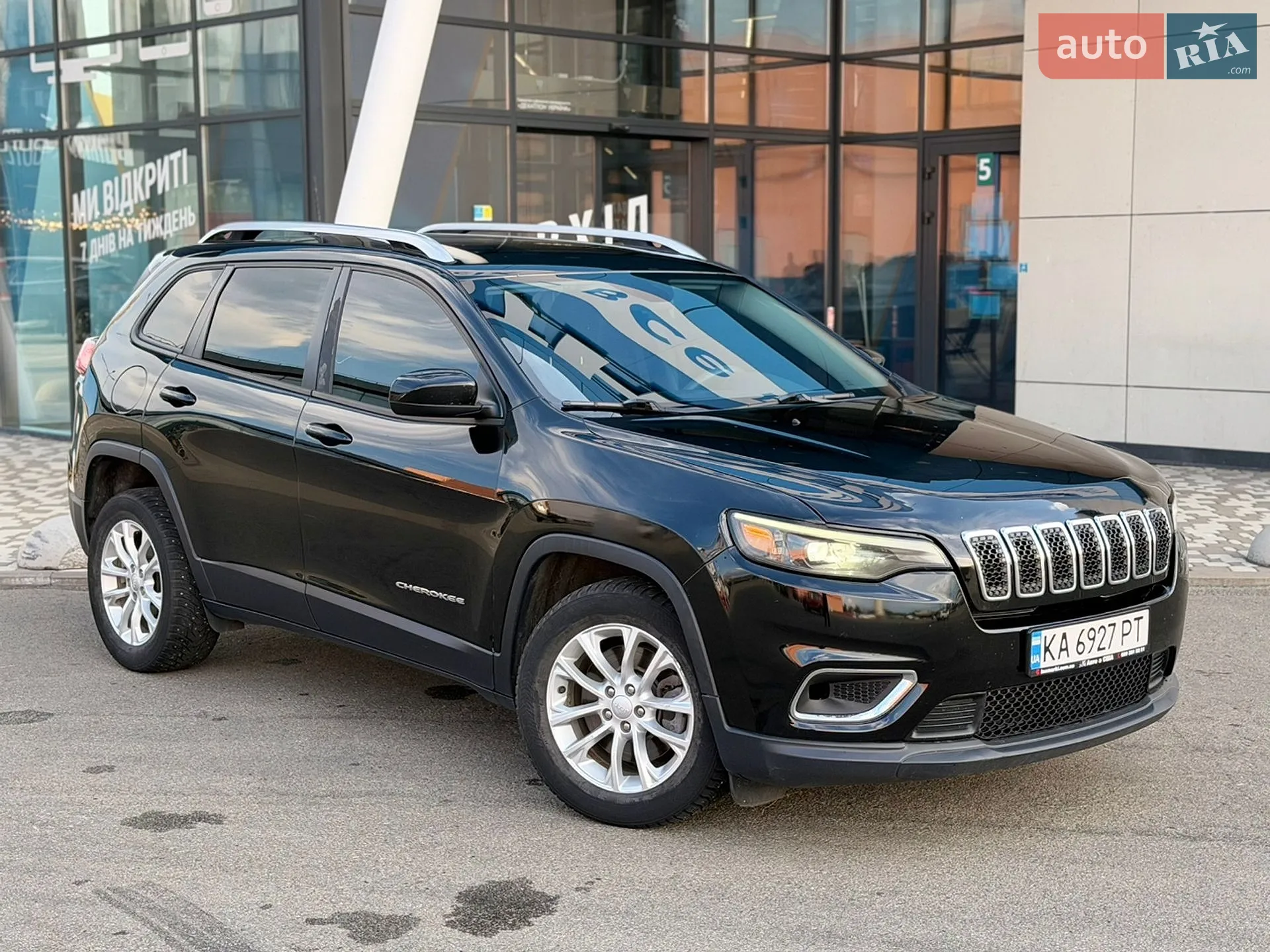 2019 Jeep Cherokee - мініатюра 5