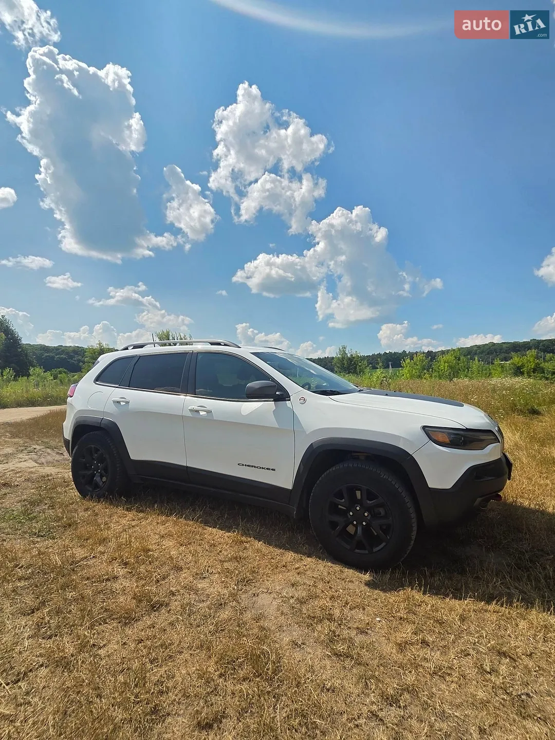 2019 Jeep Cherokee - мініатюра 10