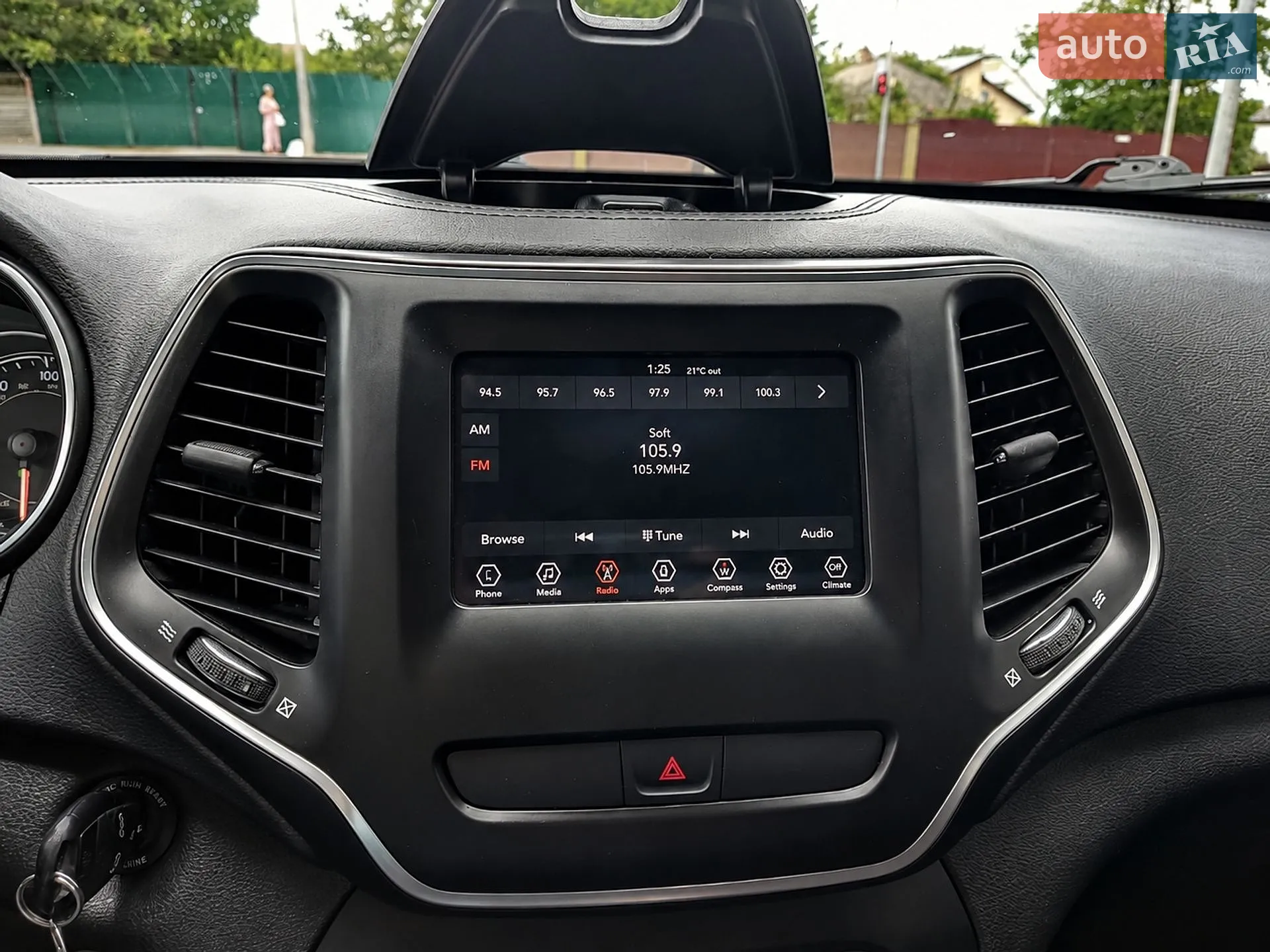 2018 Jeep Cherokee - мініатюра 25