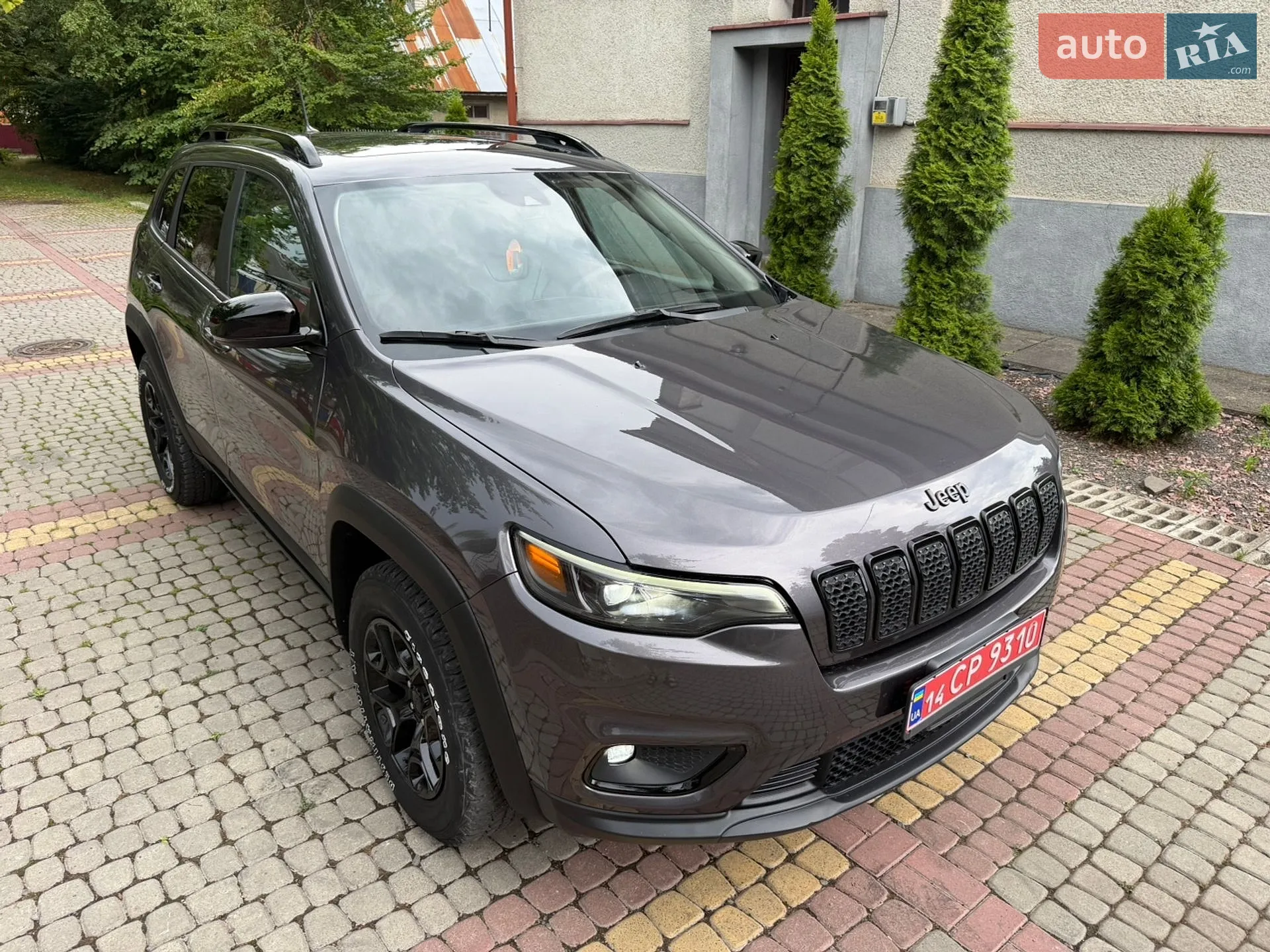 2022 Jeep Cherokee - мініатюра 2