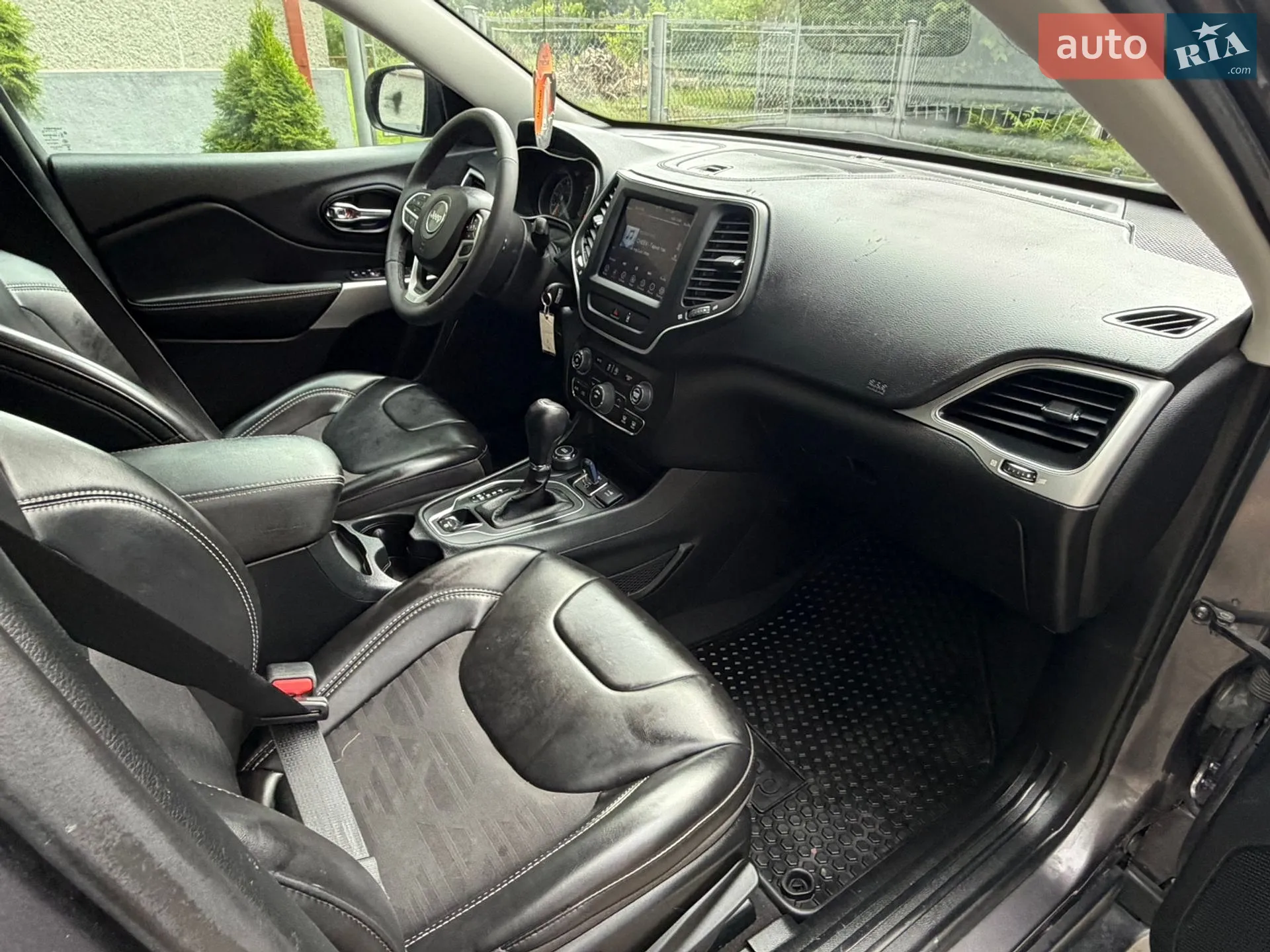 2022 Jeep Cherokee - мініатюра 17