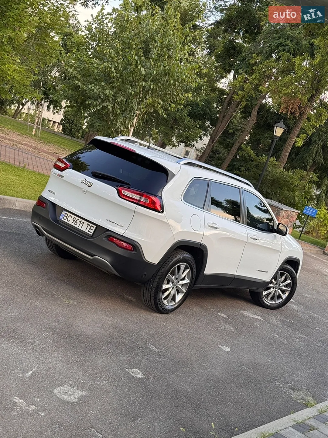 2013 Jeep Cherokee - мініатюра 14