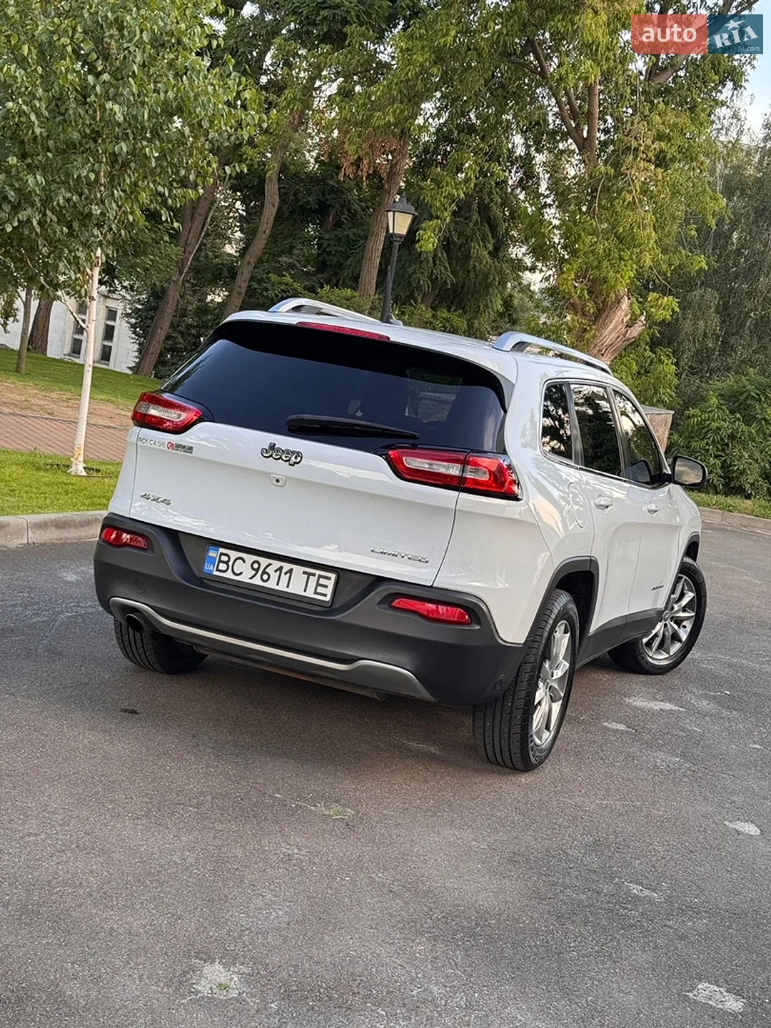 2013 Jeep Cherokee - мініатюра 16