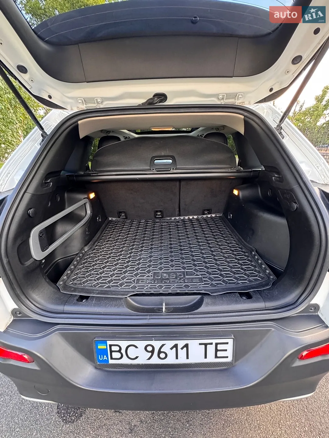 2013 Jeep Cherokee - мініатюра 38