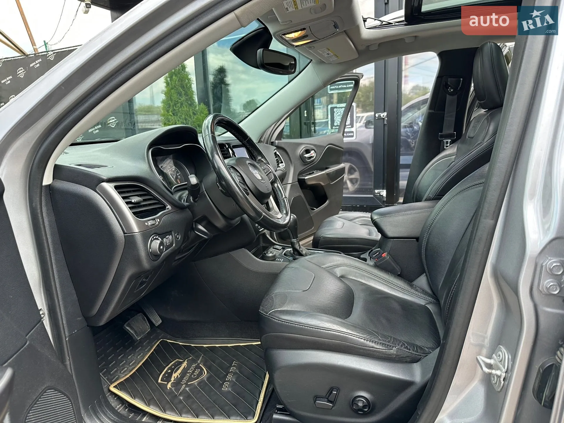 2020 Jeep Cherokee - мініатюра 15