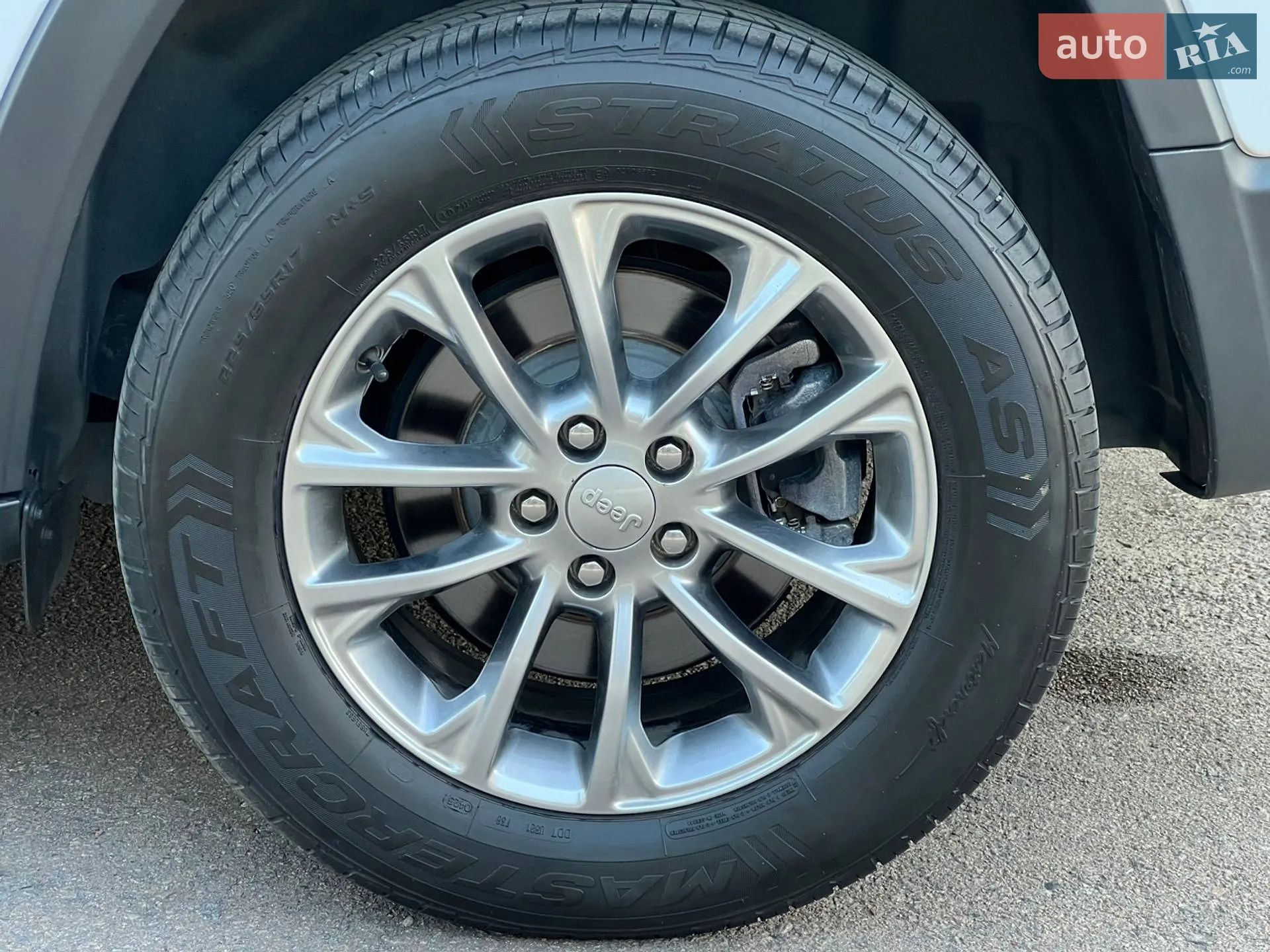2019 Jeep Cherokee - мініатюра 16