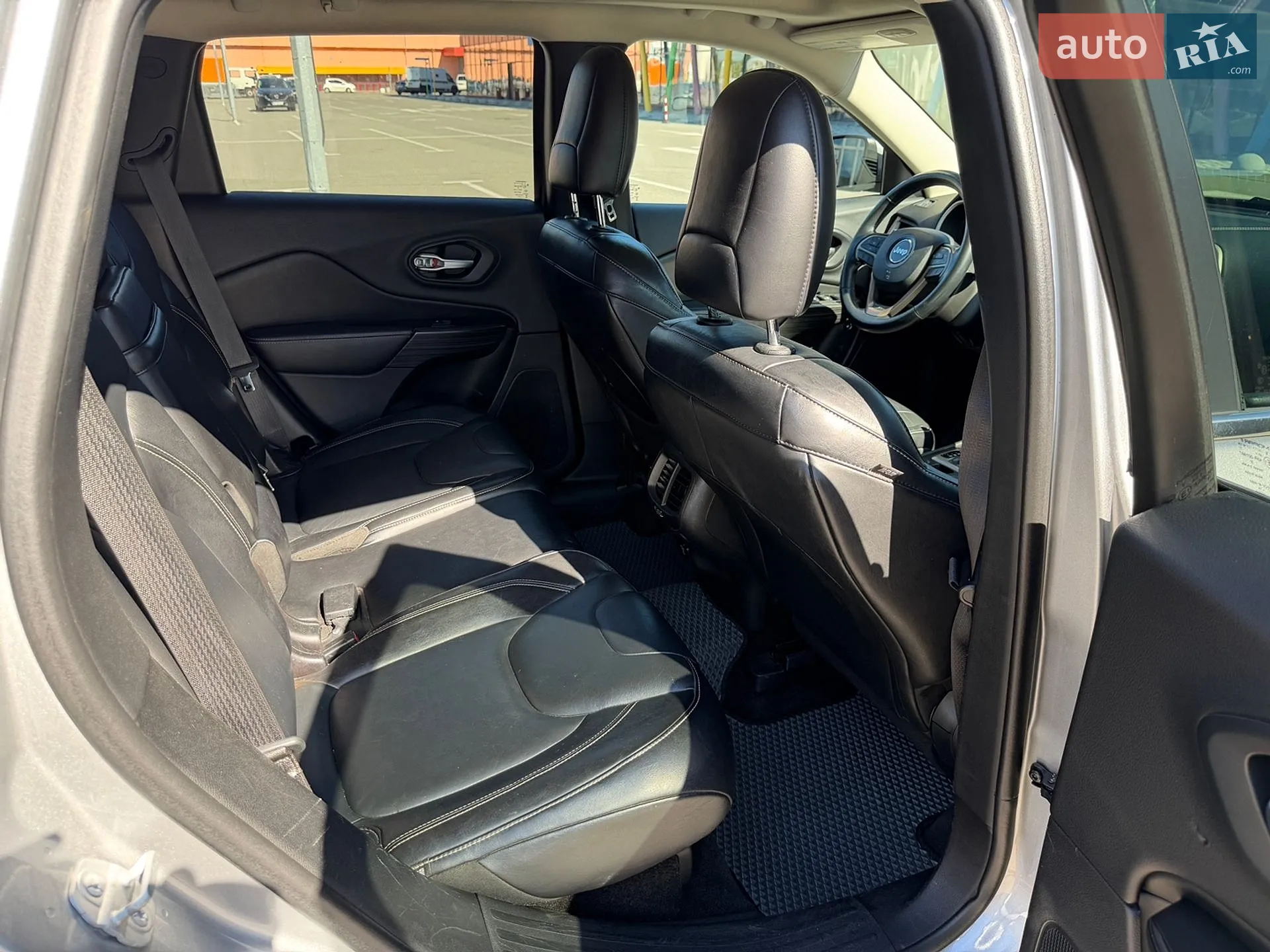 2014 Jeep Cherokee - мініатюра 13