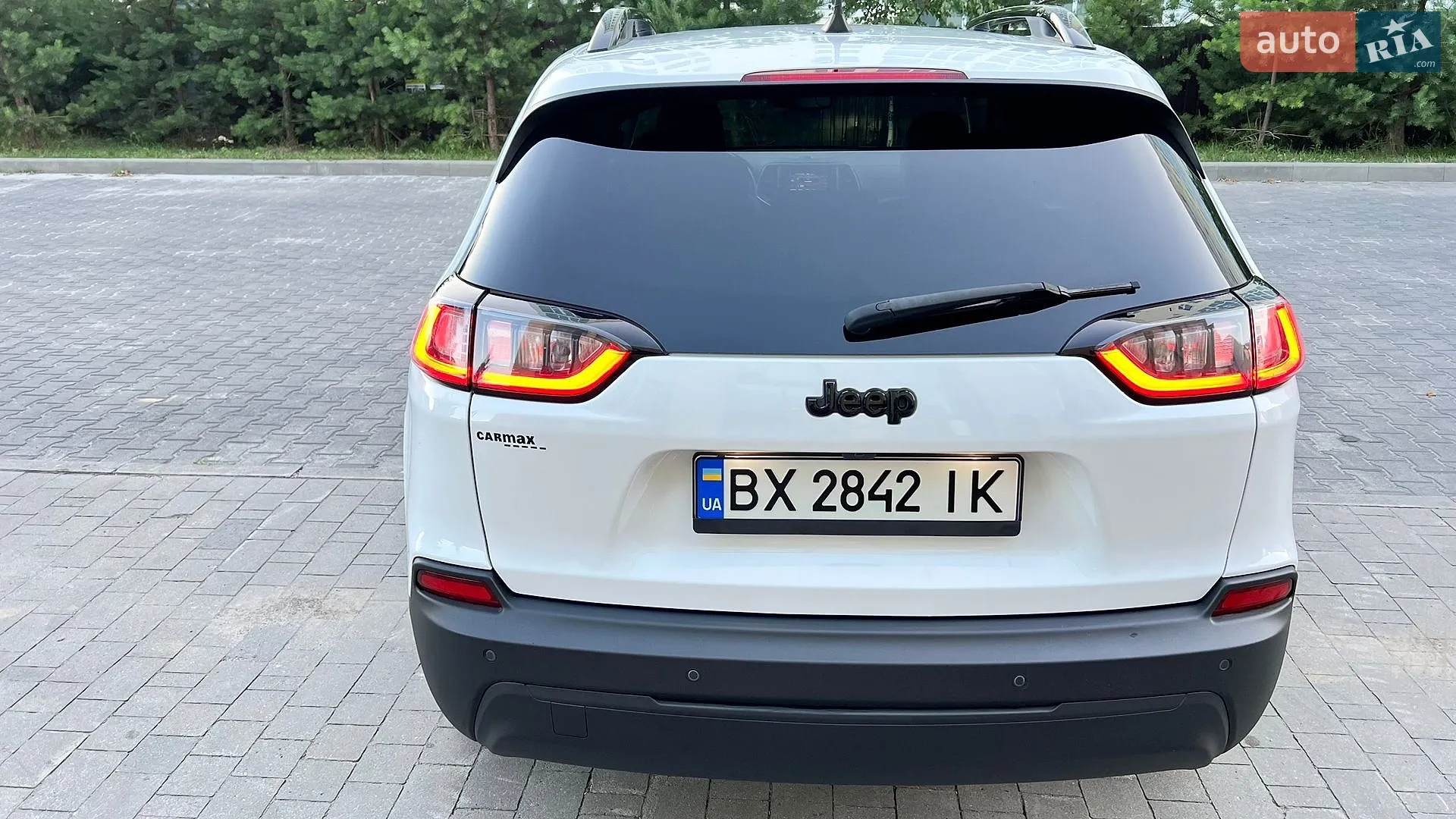 2020 Jeep Cherokee - мініатюра 13
