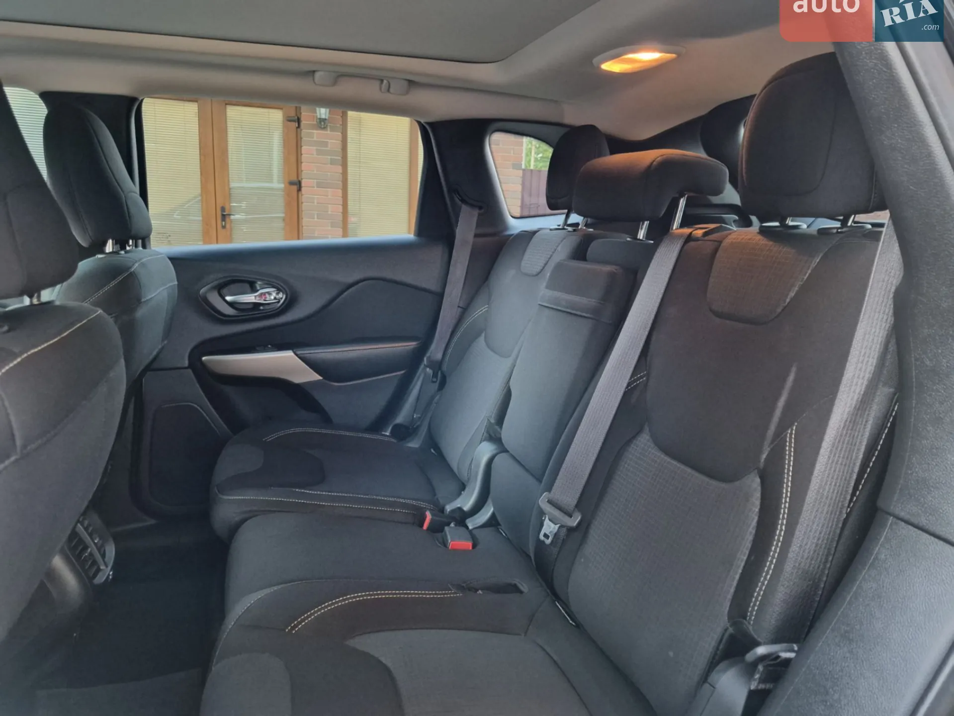 2017 Jeep Cherokee - мініатюра 72