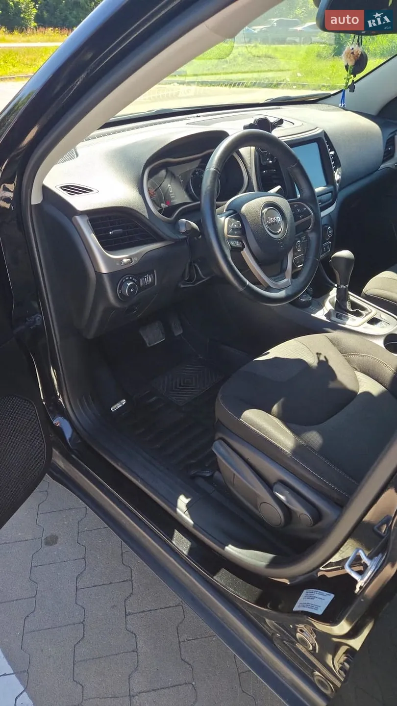 2016 Jeep Cherokee - мініатюра 5