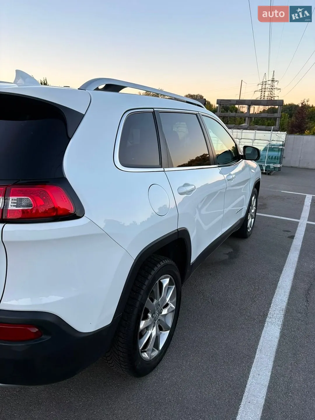 2013 Jeep Cherokee - мініатюра 4