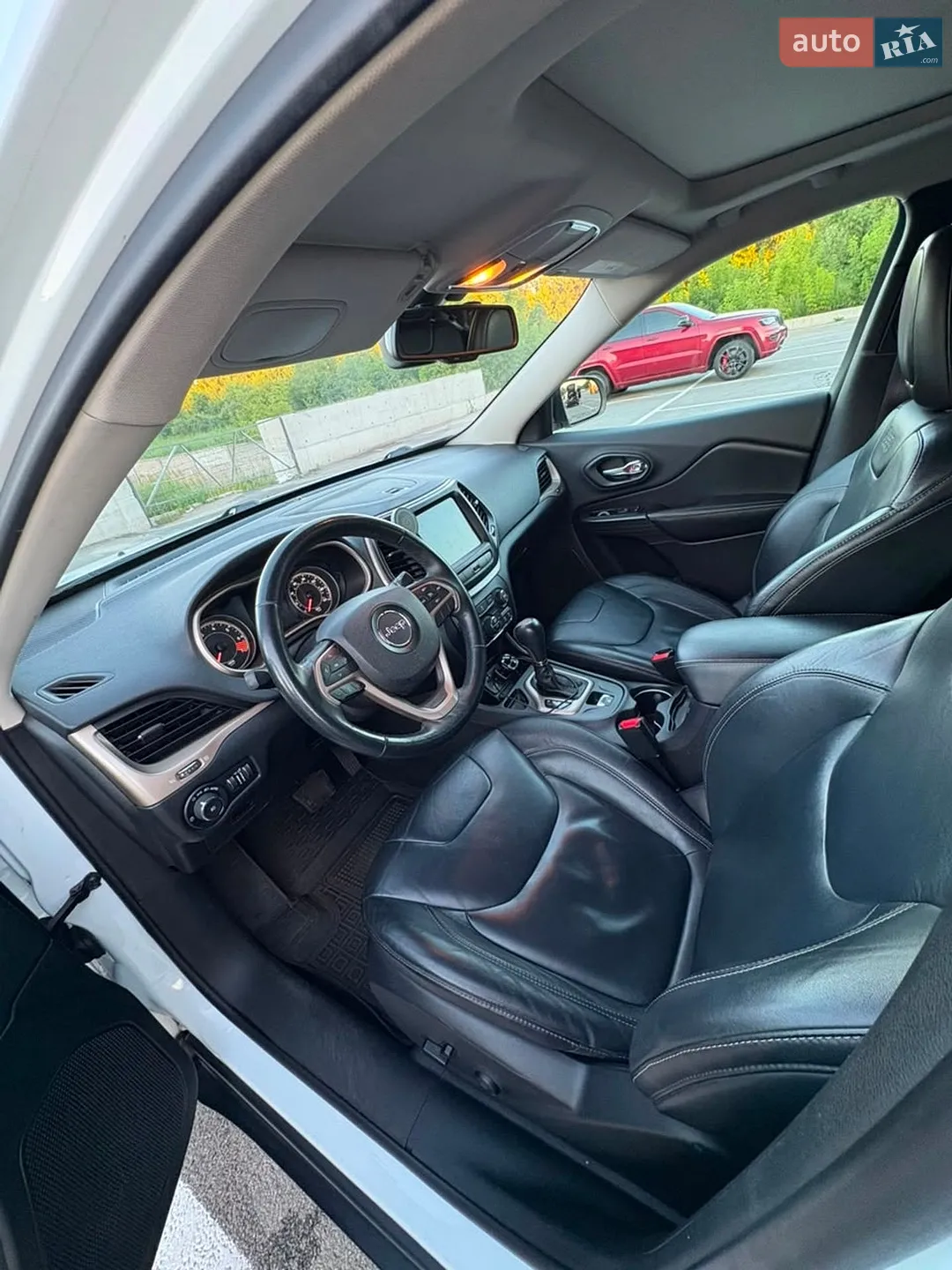 2013 Jeep Cherokee - мініатюра 29
