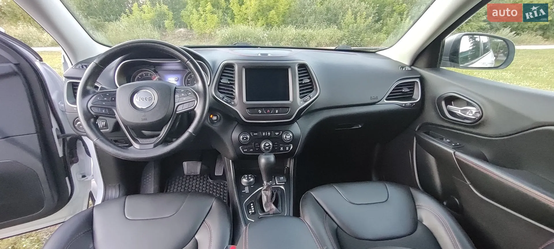 2020 Jeep Cherokee - мініатюра 25
