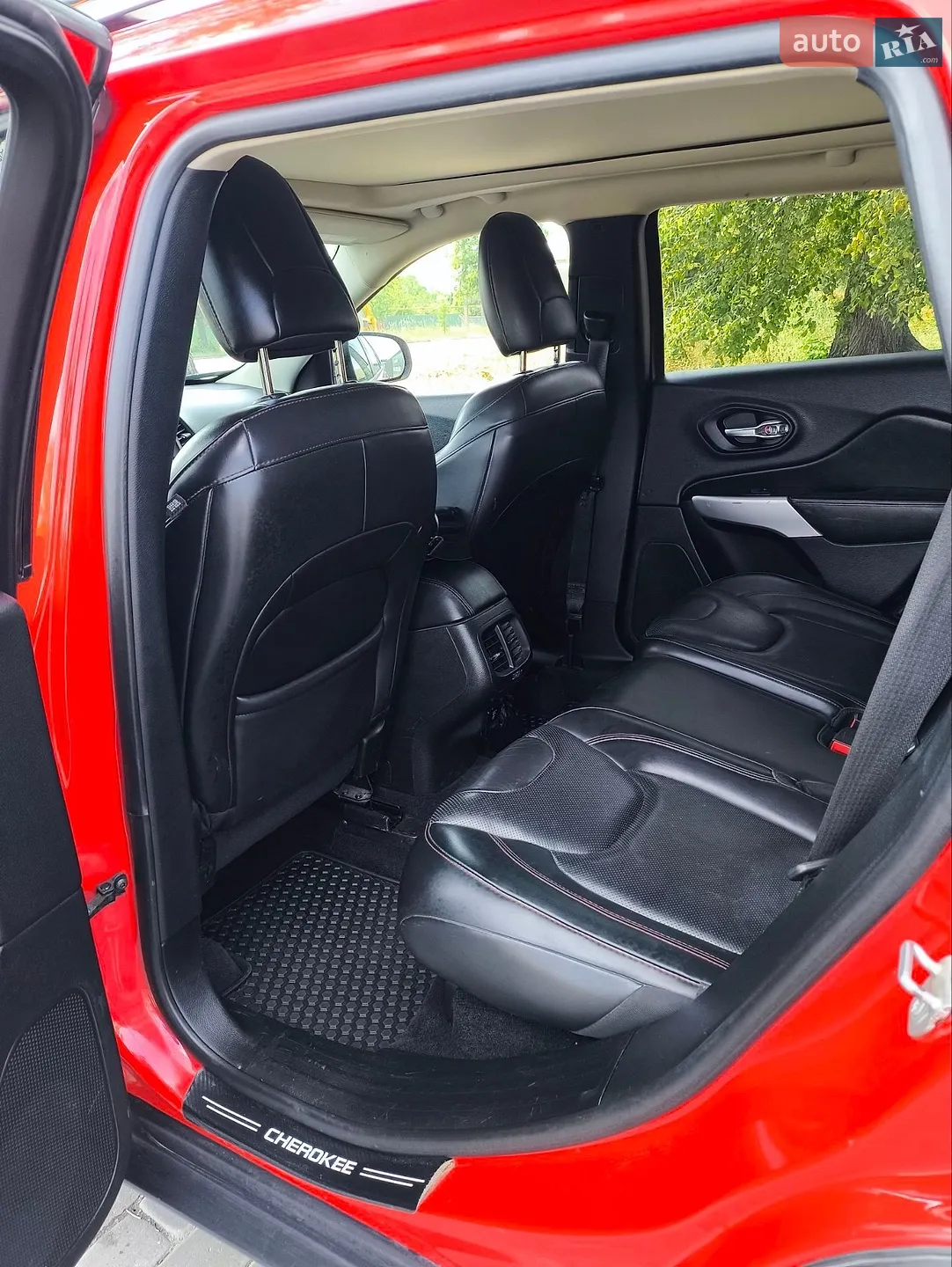 2016 Jeep Cherokee - мініатюра 42
