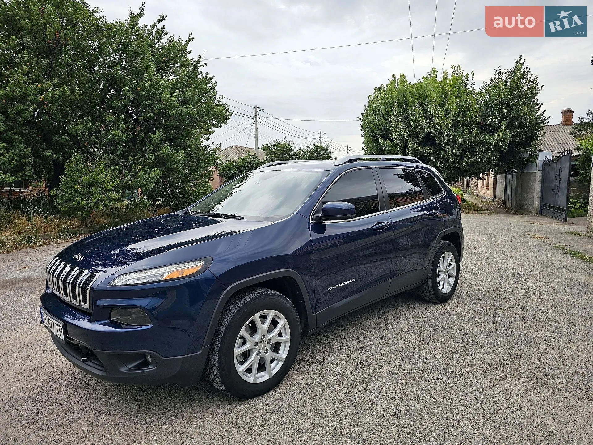 2017 Jeep Cherokee - фото 1