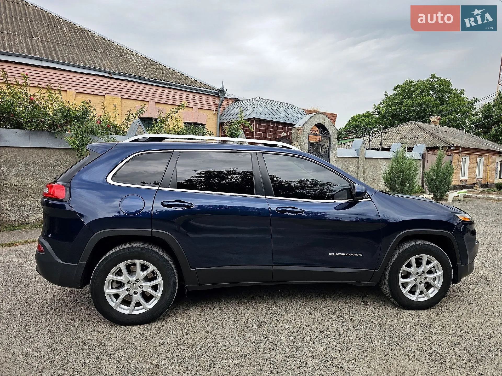 2017 Jeep Cherokee - мініатюра 6