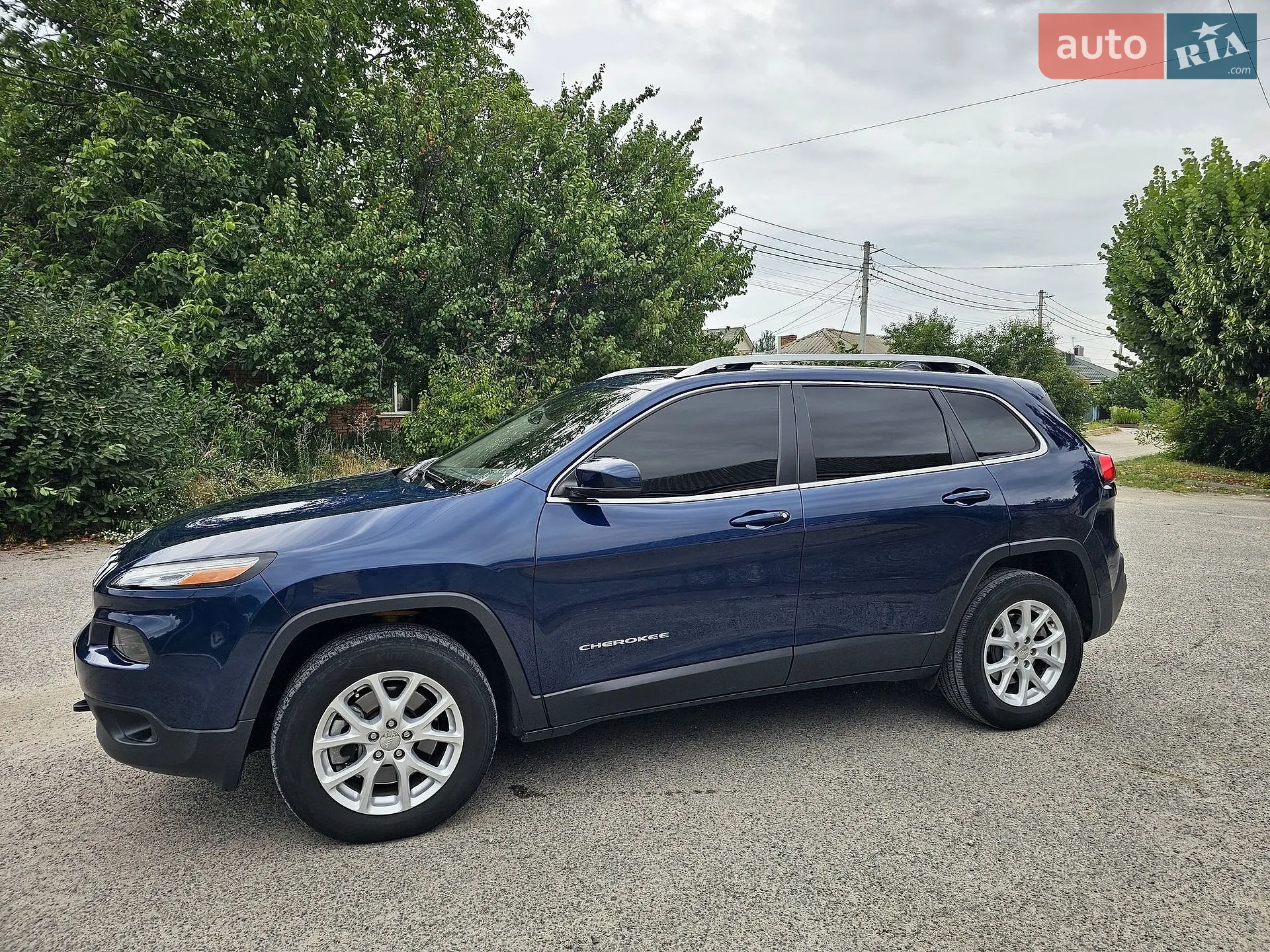 2017 Jeep Cherokee - мініатюра 2