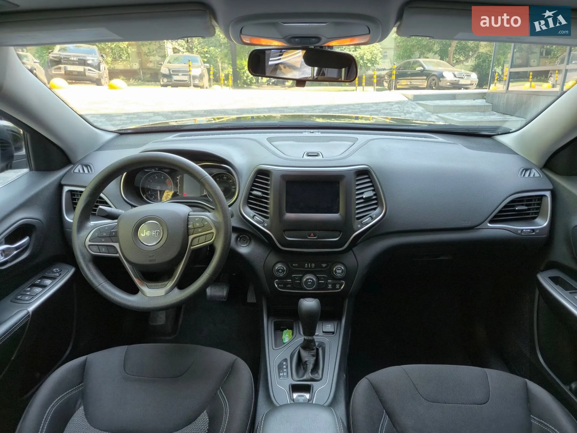 2018 Jeep Cherokee - мініатюра 2
