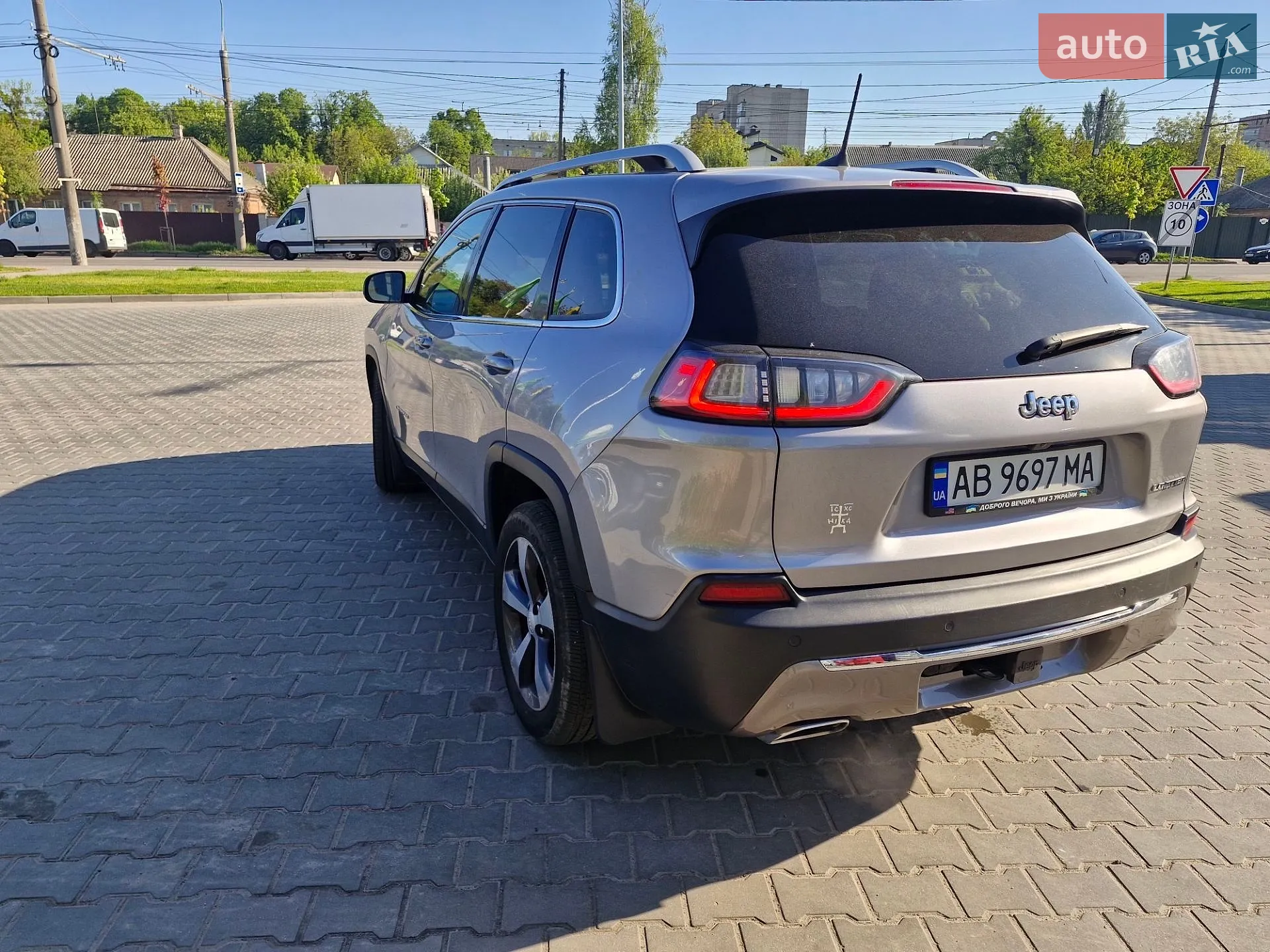 2018 Jeep Cherokee - мініатюра 3