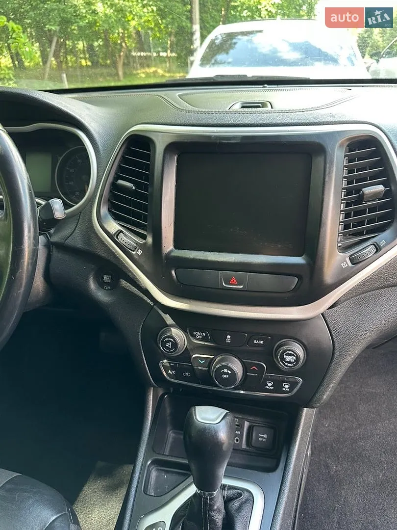 2018 Jeep Cherokee - мініатюра 19