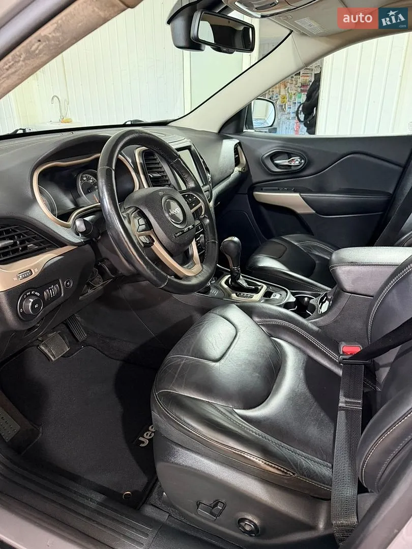 2018 Jeep Cherokee - мініатюра 3