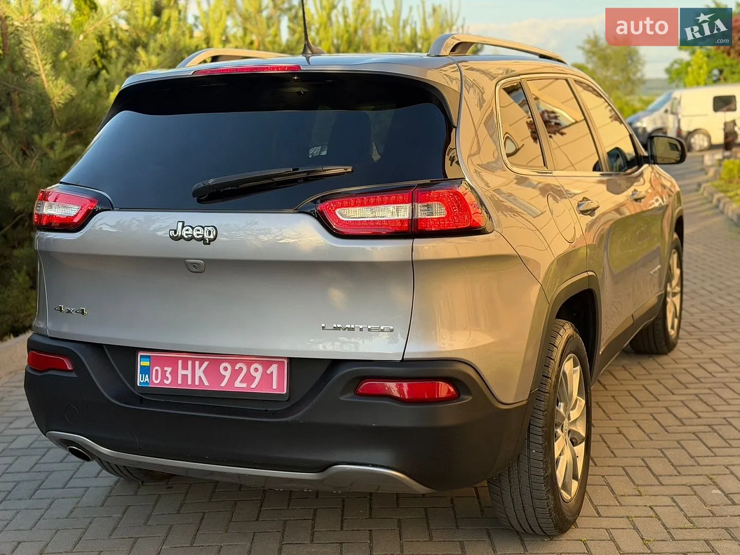 2018 Jeep Cherokee - мініатюра 15