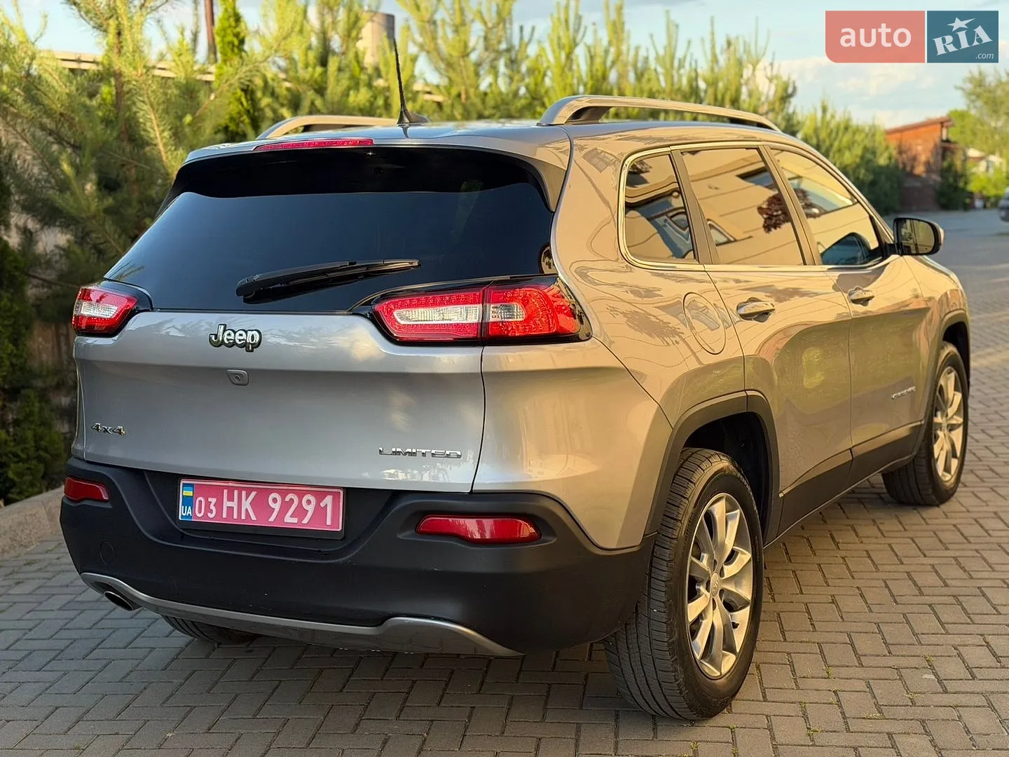 2018 Jeep Cherokee - мініатюра 16