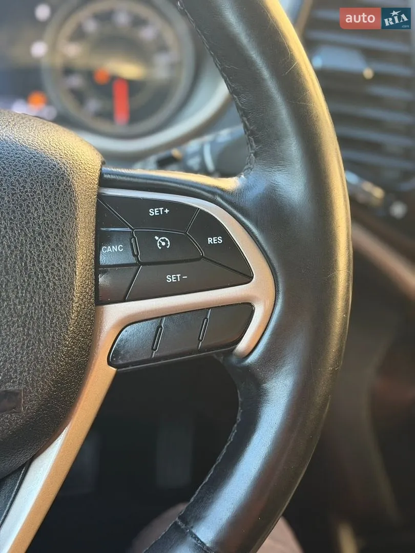 2018 Jeep Cherokee - мініатюра 24