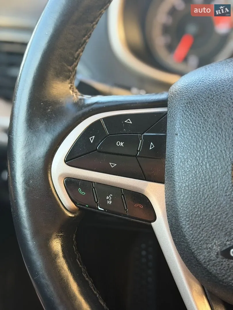 2018 Jeep Cherokee - мініатюра 29