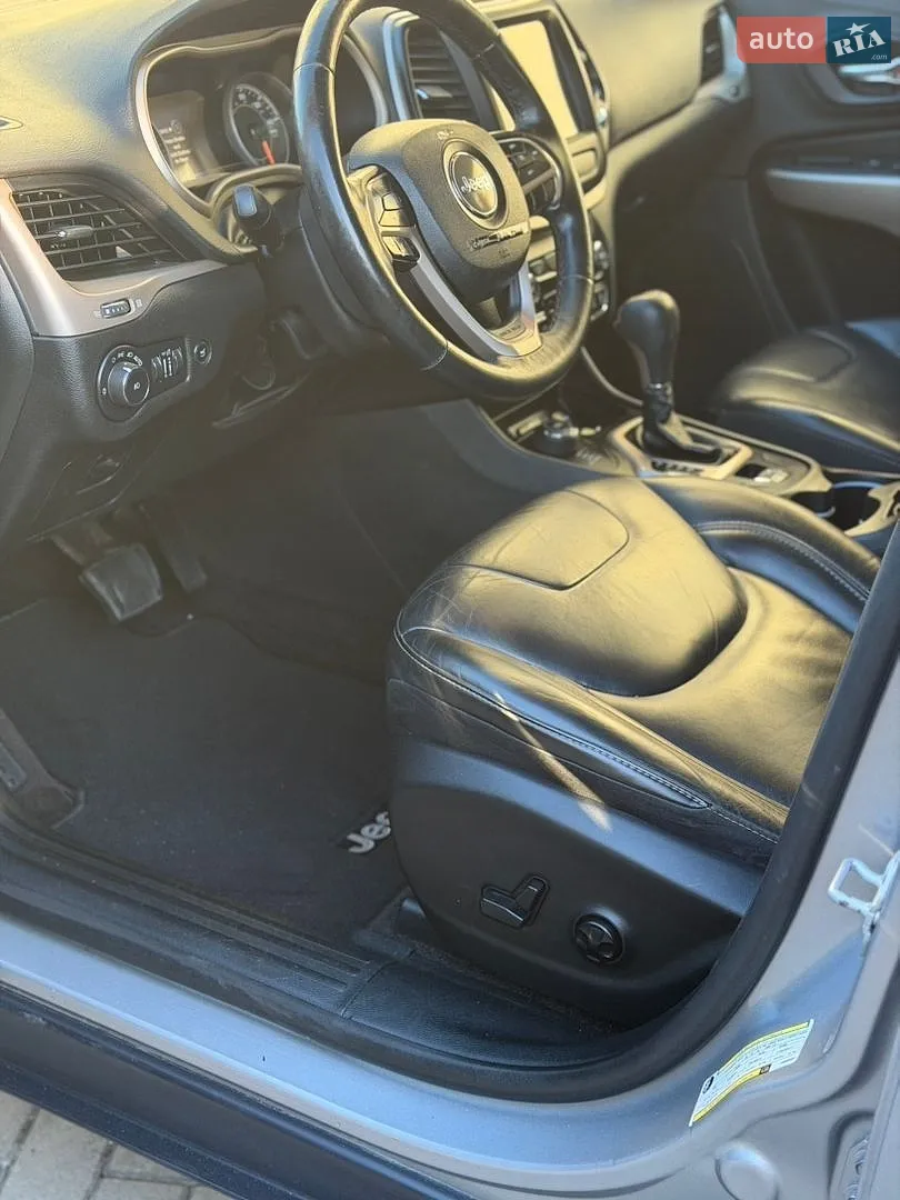 2018 Jeep Cherokee - мініатюра 36