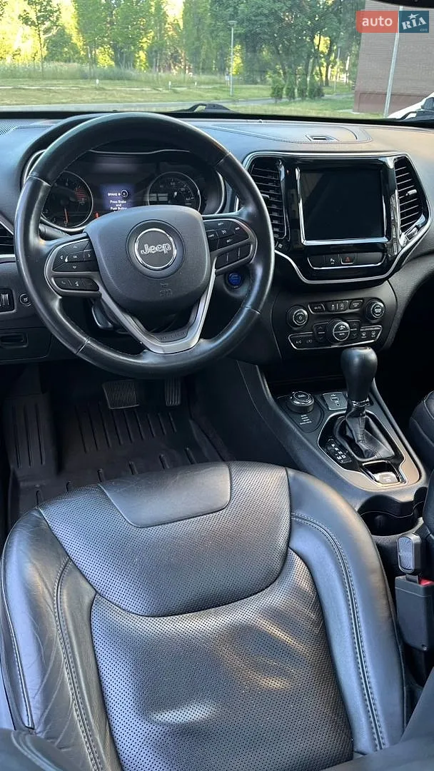 2018 Jeep Cherokee - мініатюра 28