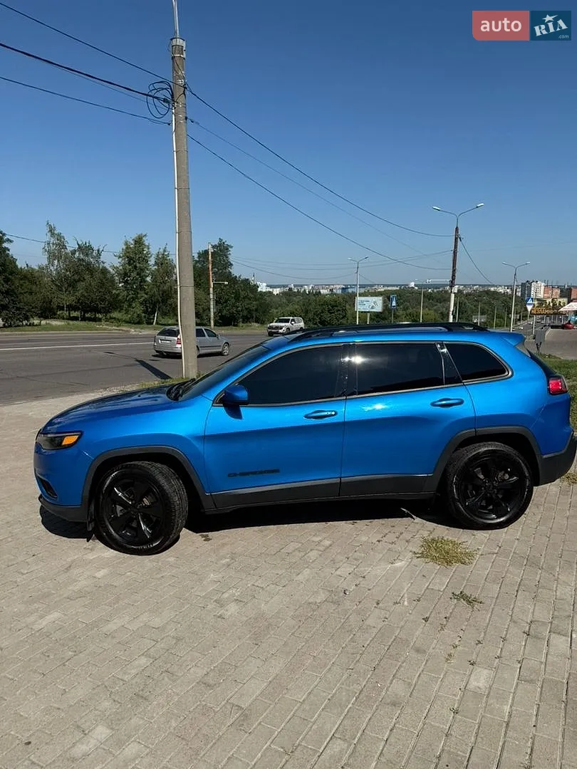 Jeep Cherokee 2019 VIN 1C4PJMLBXLD536919 фото оголошення 7 з 31