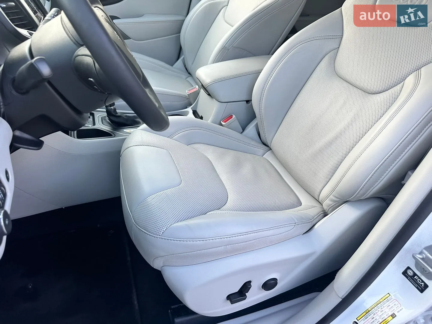 2022 Jeep Cherokee - мініатюра 49