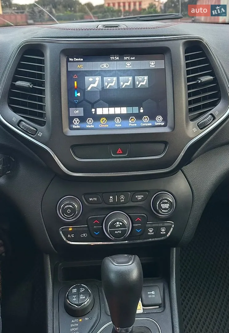 2019 Jeep Cherokee - мініатюра 20