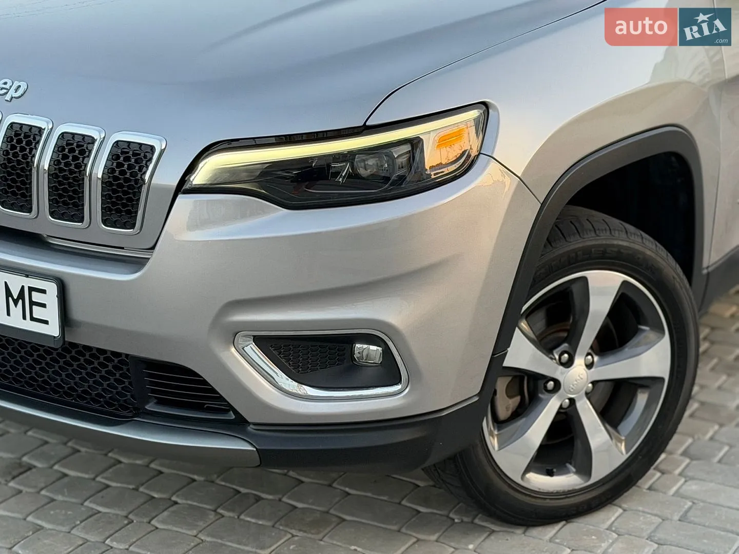 2019 Jeep Cherokee - мініатюра 3