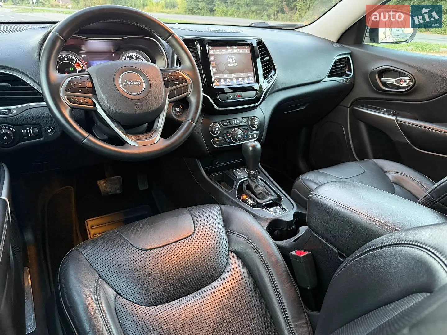 2019 Jeep Cherokee - мініатюра 45
