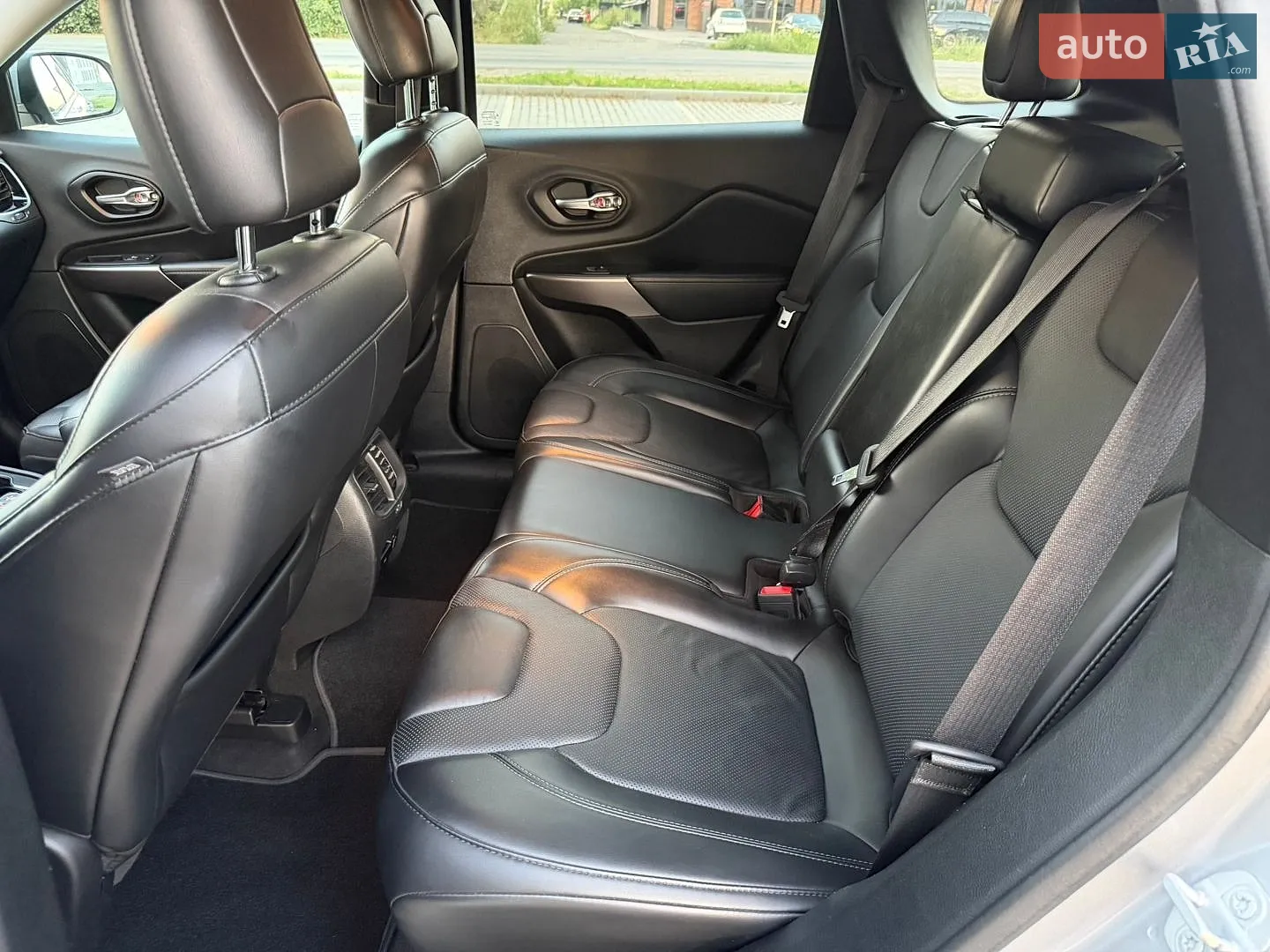 2019 Jeep Cherokee - мініатюра 51