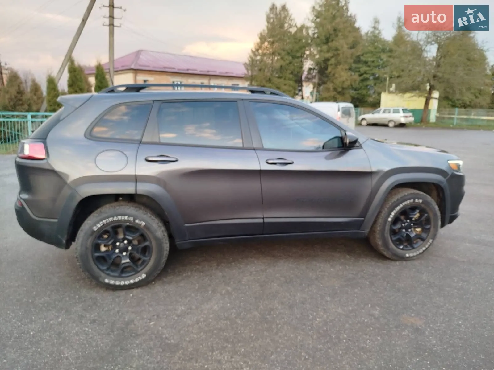 2022 Jeep Cherokee - мініатюра 7