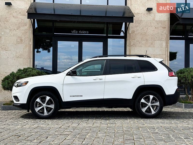 Внедорожник / Кроссовер Jeep Cherokee 2022 в Львове