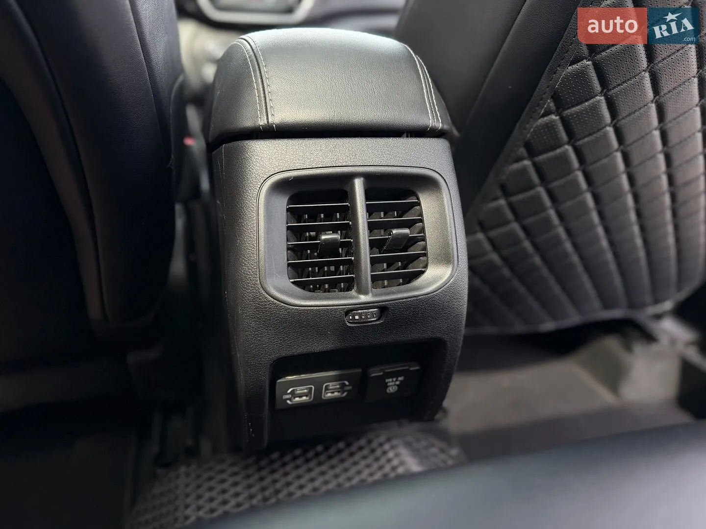 2022 Jeep Cherokee - мініатюра 40