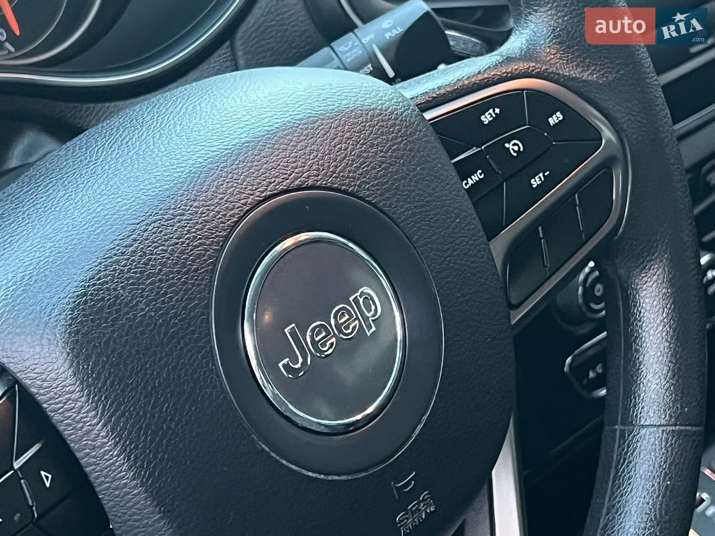 2020 Jeep Cherokee - мініатюра 40