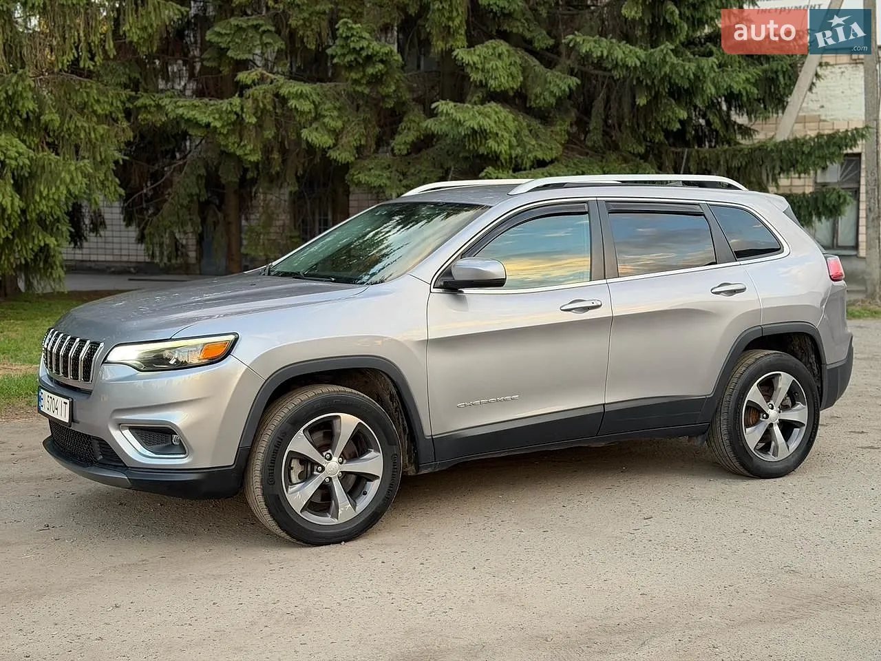 2019 Jeep Cherokee - мініатюра 5