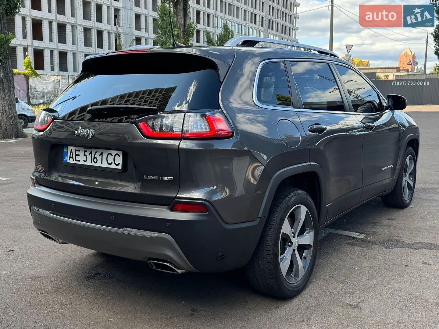 2019 Jeep Cherokee - мініатюра 4