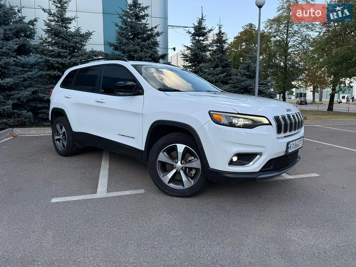 2022 Jeep Cherokee - мініатюра 2