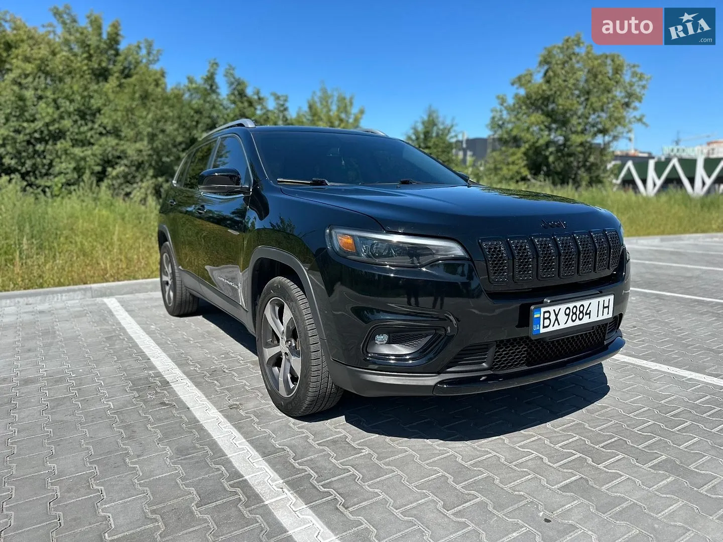 2019 Jeep Cherokee - фото 1