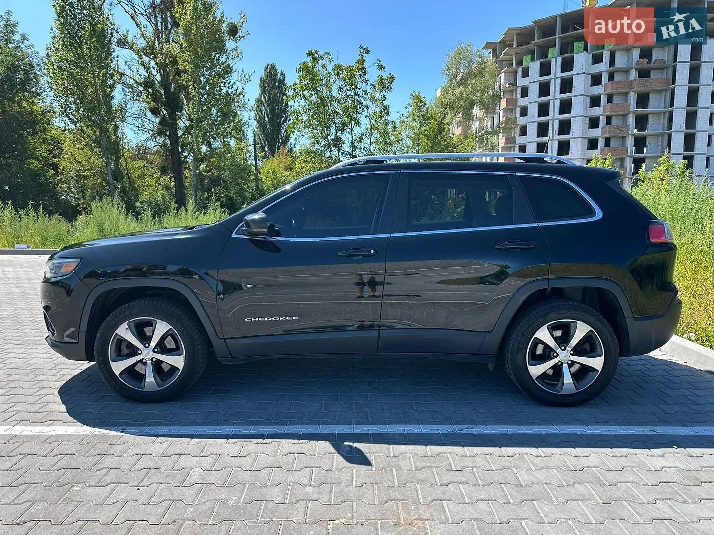 2019 Jeep Cherokee - мініатюра 4