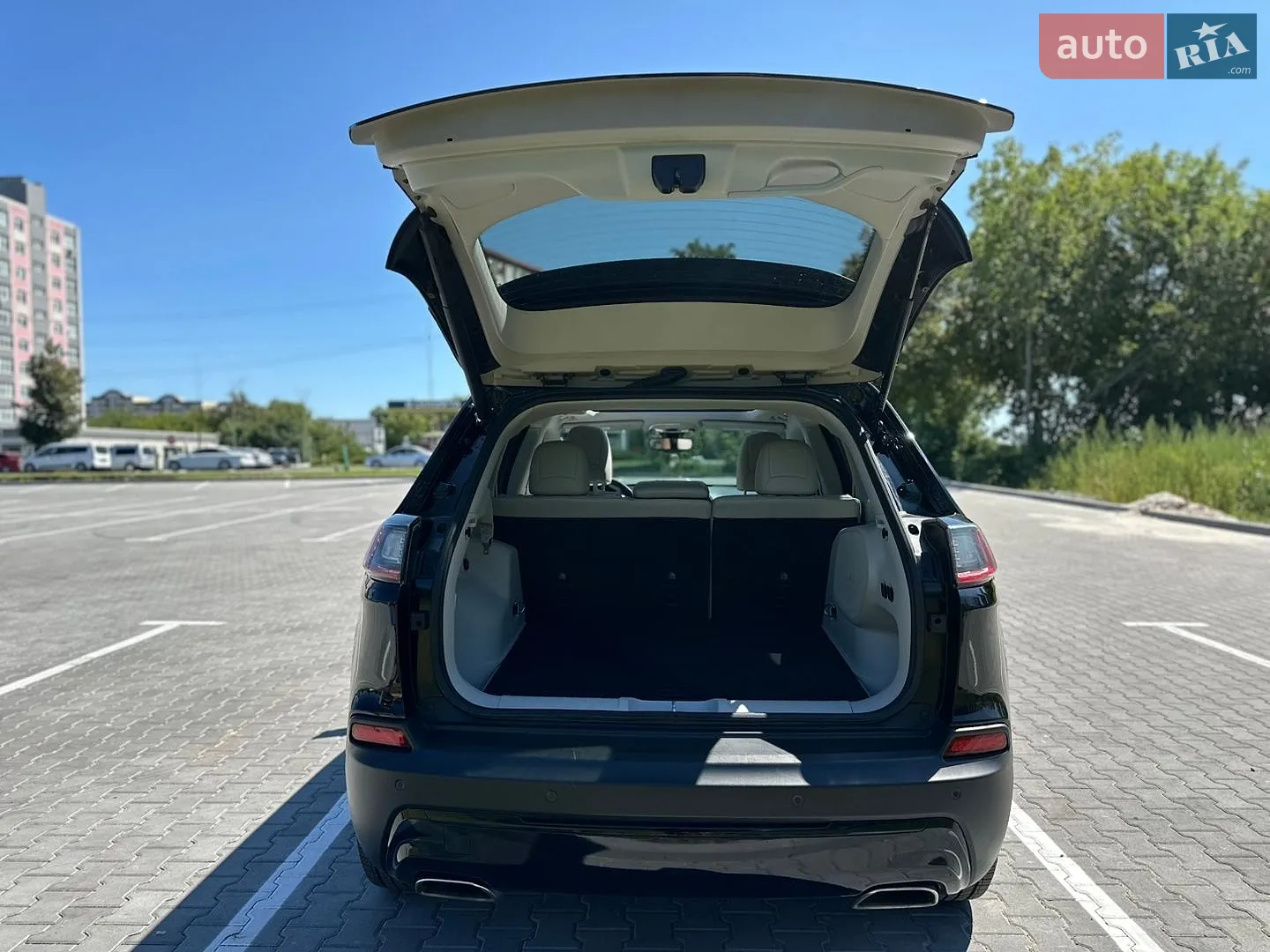 2019 Jeep Cherokee - мініатюра 26